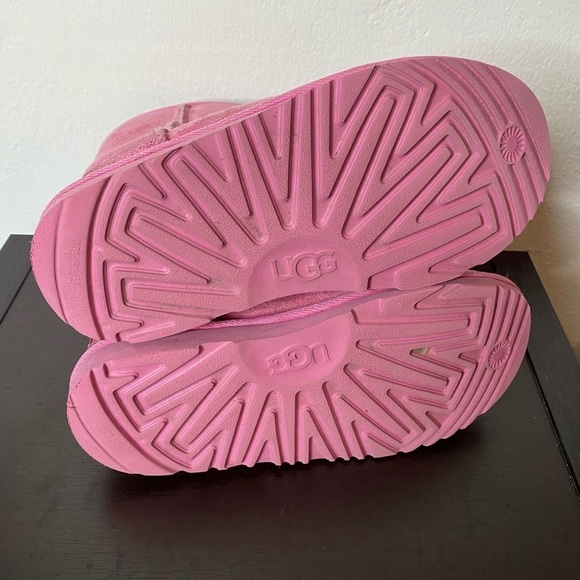 Girls Pink Uggs size 2 classic II Glitz - Picture 7 of 7